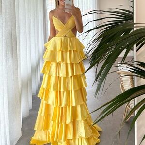 Sherri hill 57009 Elegant Yellow Tiered Dress